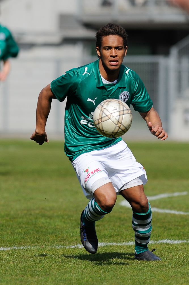 Forventer fight om hver eneste centimeter